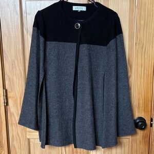 Kasper Women's Two-Tone Black and Gray Wool Shawl